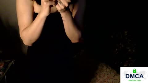 Snapshot of tashakai chatting on 02.15.25 TashaKai online show from 02.15.25