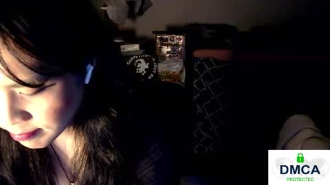 Snapshot of tashakai chatting on 03.08.25 TashaKai online show from 03.08.25