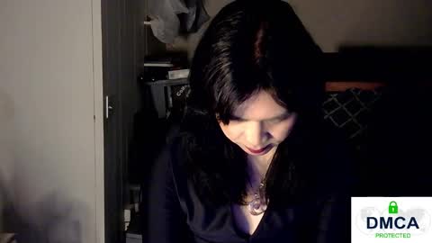 Snapshot of tashakai chatting on 03.09.25 TashaKai online show from 03.09.25