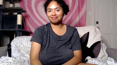 Tastee Kitty online show from 10.27.25