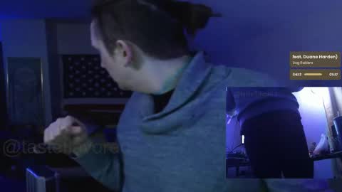 Snapshot of tasteflavored_femboy chatting on 02.20.25 Taste online show from 02.20.25