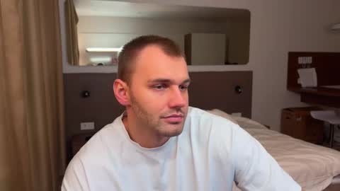 My shows 2100500 UTC3 online show from 10.29.25