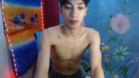 Snapshot of tastylicious_kim chatting on 12.21.24 Ask me online show from 12.21.24