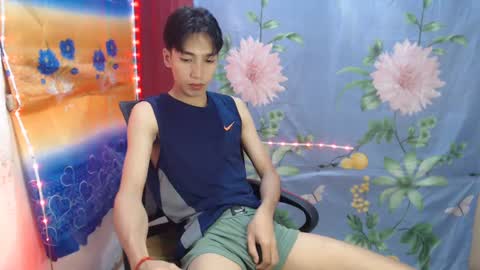 Snapshot of tastylicious_kim chatting on 01.18.25 Ask me online show from 01.18.25