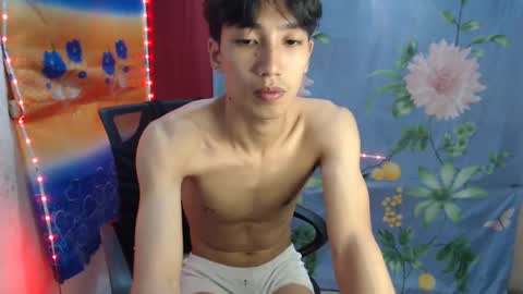Snapshot of tastylicious_kim chatting on 01.22.25 Ask me online show from 01.22.25
