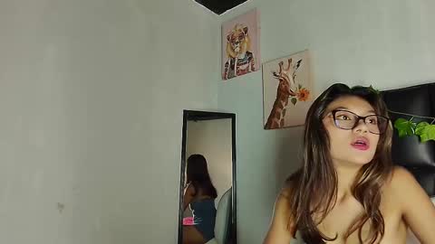 tatiana_mendoza online show from 03.04.25