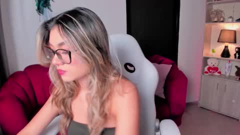 tatiana_mendoza online show from 11.19.25