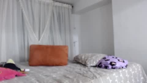 tatiana giraldo online show from 02.04.25