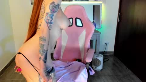 Snapshot of tattoed_bunny9 chatting on 12.09.24 Rose Marie online show from 12.09.24