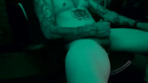 Snapshot of tattooedbigjim chatting on 01.13.25 tattooedbigjim online show from 01.13.25