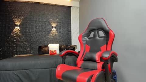  T A U R U S  online show from 10.20.25