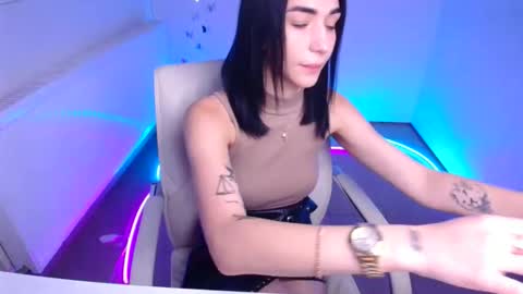 Tayla online show from 10.10.25