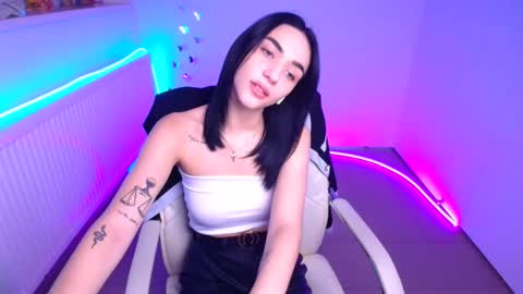 Tayla online show from 10.13.25