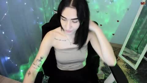 Tayla online show from 11.20.25