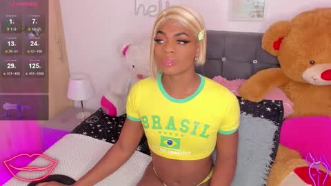  TAYSSA  ONLINE FROM 0630 PM - 1130 PM COLOMBIAN HOUR online show from 10.13.25