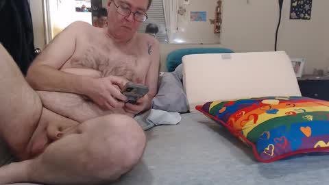 Snapshot of ted1982qqq chatting on 03.09.25 Ted online show from 03.09.25