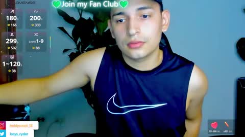 Snapshot of teddy_cowboy chatting on 02.01.25 Follow me on Twitter boys ryder and instagram teddyscoot 12 online show from 02.01.25