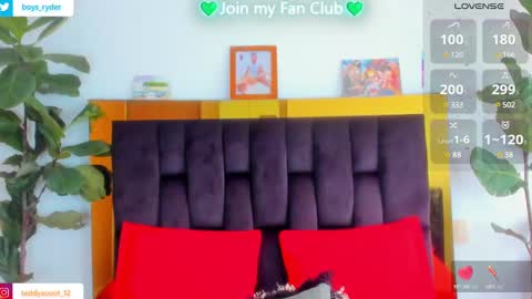 Snapshot of teddy_cowboy chatting on 02.12.25 Follow me on Twitter boys ryder and instagram teddyscoot 12 online show from 02.12.25
