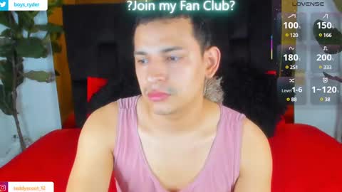 Snapshot of teddy_cowboy chatting on 02.14.25 Follow me on Twitter boys ryder and instagram teddyscoot 12 online show from 02.14.25