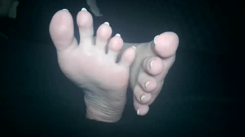 Viv West online show from 10.22.25