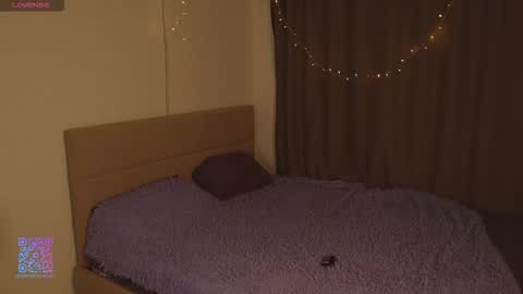 Sarah     online show from 12.05.25