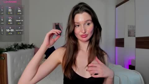 Snapshot of tender_babyy chatting on 01.24.25 Sexy girl Li online show from 01.24.25