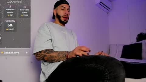 Snapshot of teoferrer chatting on 01.02.25 Teo Ferrer online show from 01.02.25