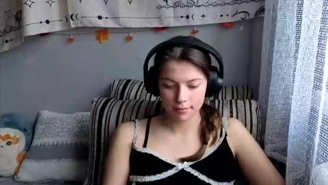 Anny Simpson online show from 11.20.25