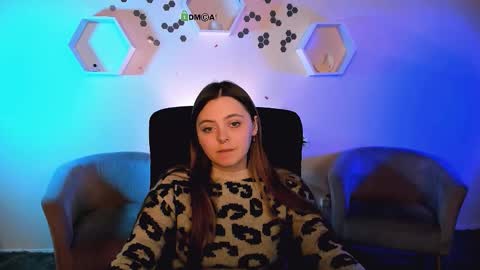 Snapshot of tessa_tea chatting on 12.01.25 tessa_tea online show from 12.01.25