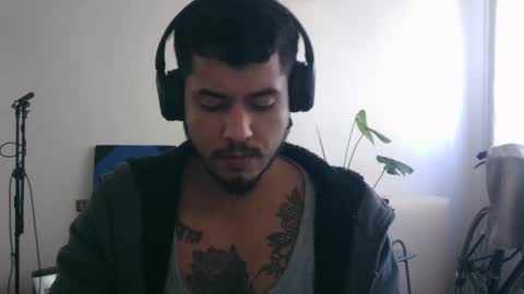 Snapshot of testotease chatting on 01.19.25 Milo online show from 01.19.25