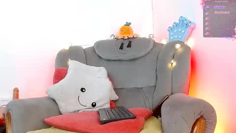 Snapshot of tevenwhiite chatting on 01.28.25 teven online show from 01.28.25