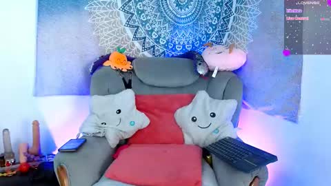 Snapshot of tevenwhiite chatting on 03.12.25 teven online show from 03.12.25