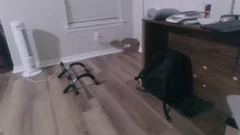 Snapshot of texansm chatting on 02.07.25 Texan online show from 02.07.25