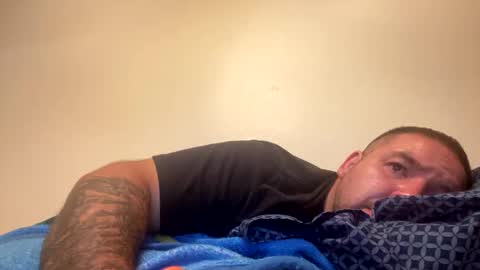 Snapshot of thatguymichael93 chatting on 10.25.25 thatguymichael93 online show from 10.25.25