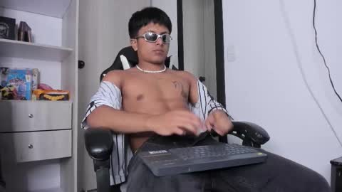 Danny online show from 11.25.25