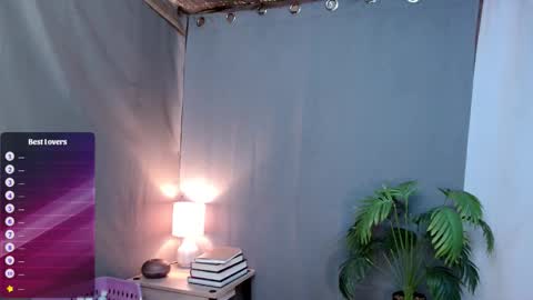 Snapshot of thedevil_inme chatting on 10.13.25 Lana But you can spell it backwards online show from 10.13.25