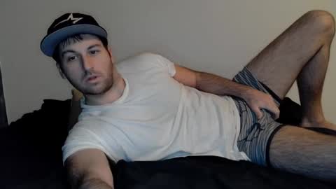 Snapshot of theetwohander chatting on 01.26.25 Theetwohander online show from 01.26.25