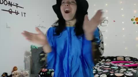 TheFarmergirl online show from 10.31.25