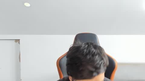 Snapshot of theguardian7 chatting on 11.04.25 theguardian7 online show from 11.04.25