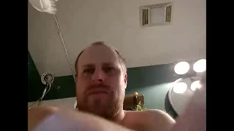 Snapshot of thehammerxx chatting on 11.03.25 thehammerxx online show from 11.03.25