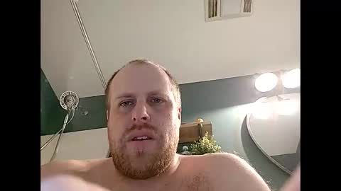 Snapshot of thehammerxx chatting on 11.05.25 thehammerxx online show from 11.05.25