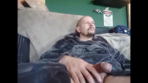 Snapshot of thehornyman916 chatting on 03.02.25 thehornyman916 online show from 03.02.25