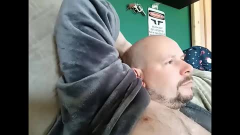 Snapshot of thehornyman916 chatting on 03.12.25 thehornyman916 online show from 03.12.25