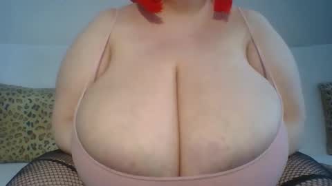 Snapshot of thekinkyangel chatting on 02.04.25 Kinky Angel online show from 02.04.25