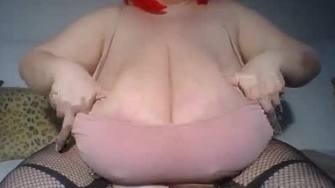 Snapshot of thekinkyangel chatting on 02.28.25 Kinky Angel online show from 02.28.25