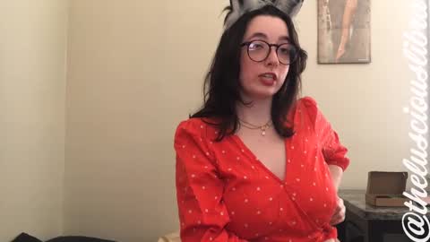 Snapshot of thelusciouslibra chatting on 03.10.25 thelusciouslibra online show from 03.10.25