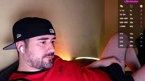 Snapshot of theoravi chatting on 12.08.24 Theo Ravi online show from 12.08.24