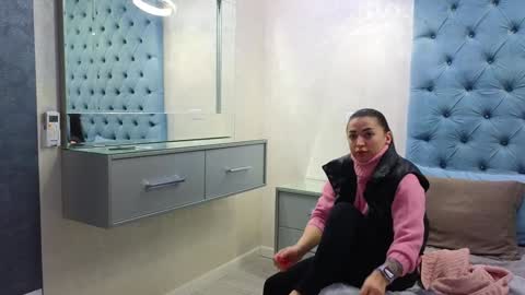 Theowonder online show from 01.14.25