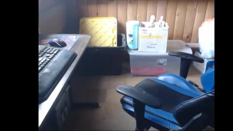 Snapshot of therealbigcheese0695 chatting on 03.01.25 therealbigcheese0695 online show from 03.01.25