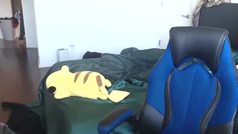 Snapshot of theworldisavampire2 chatting on 12.01.24 theworldisavampire2 online show from 12.01.24